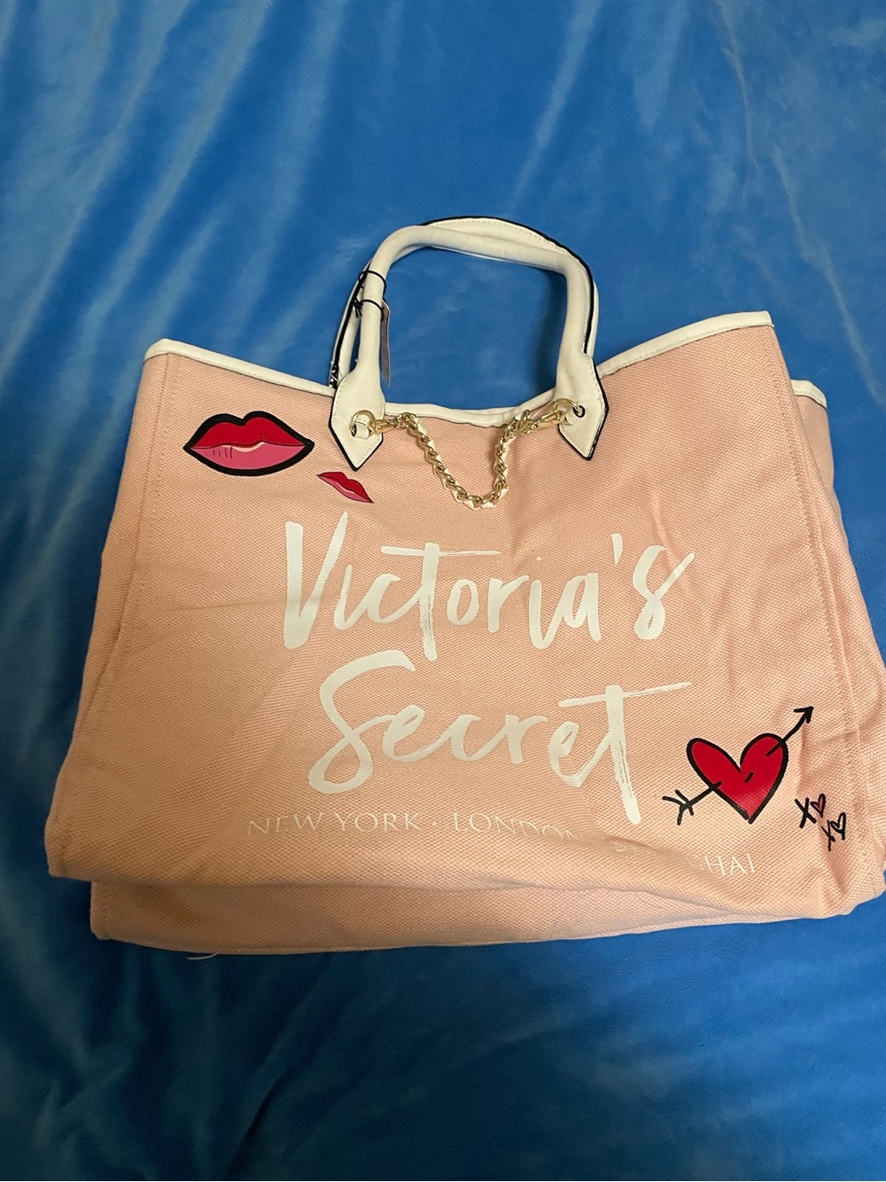 Victoria’s secret tote bag